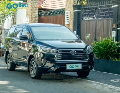 sewa mobil innova